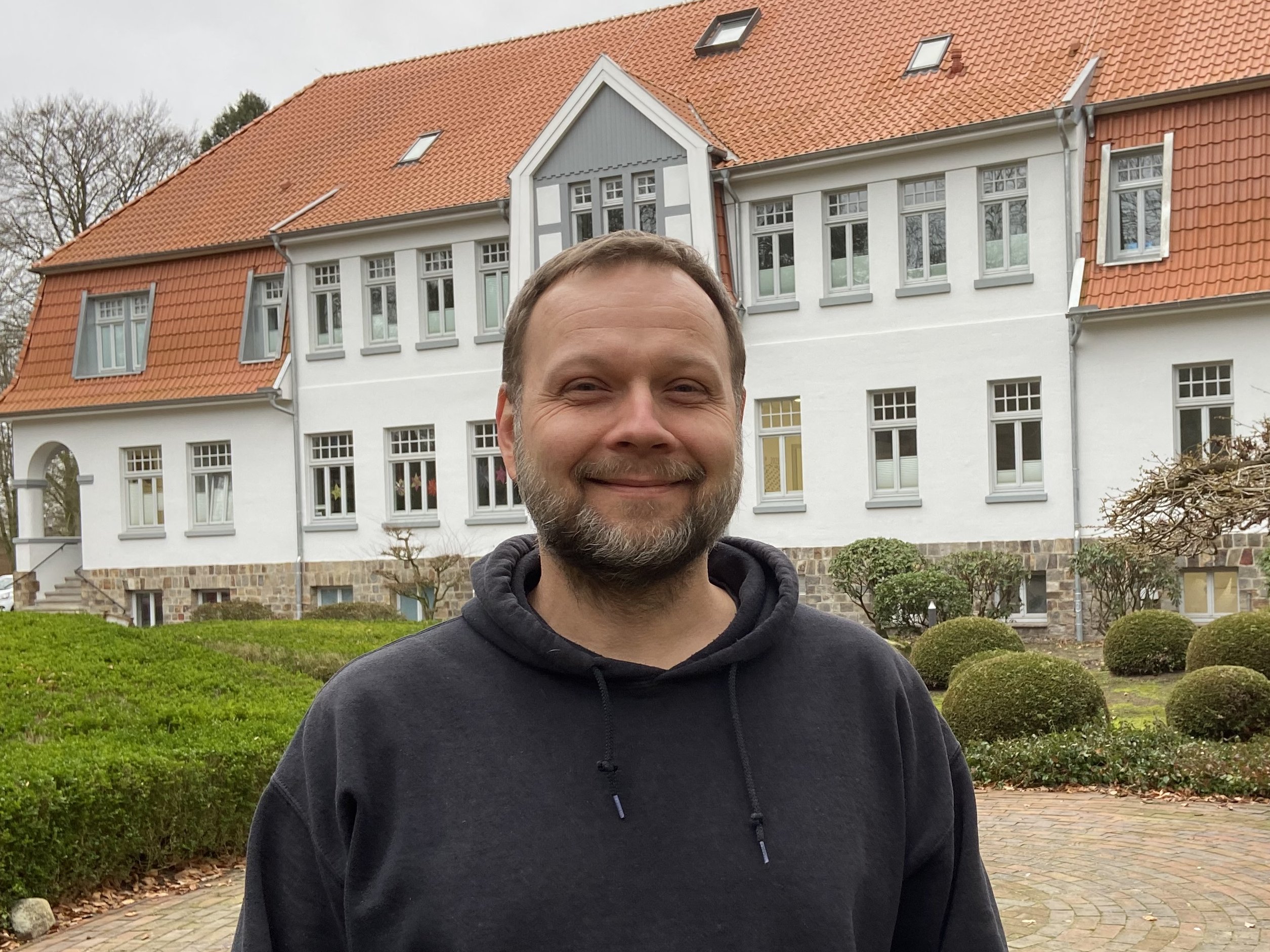 Seit dem ersten Januar ist Andreas Jakubek der neue Chefarzt an der Fachklinik Oldenburger Land. Foto: Kerstin Kempermann